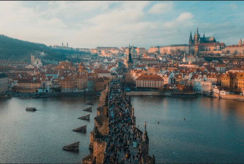 prague charles bridge